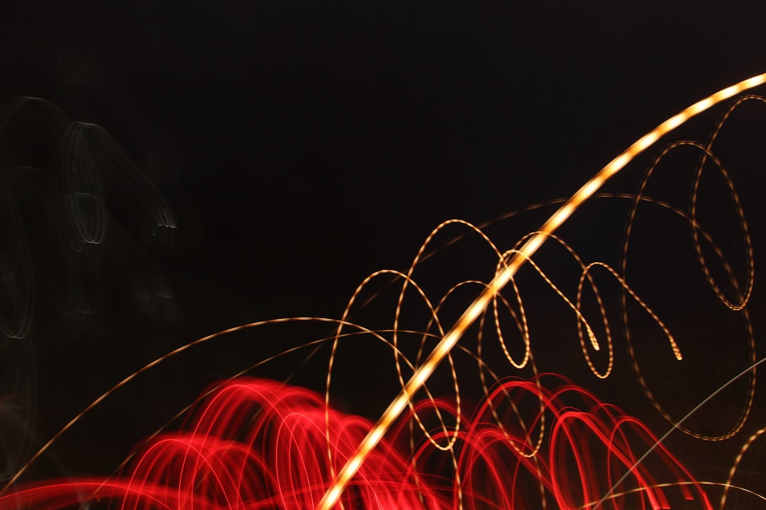 智能技术驱动下的企业级系统功能创新：从自动化到认知决策的演进