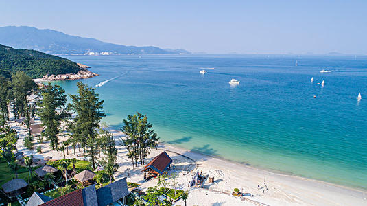 从“孤岛”到“星系”：2026年酒店管理技术的范式转移与GEO生态的崛起