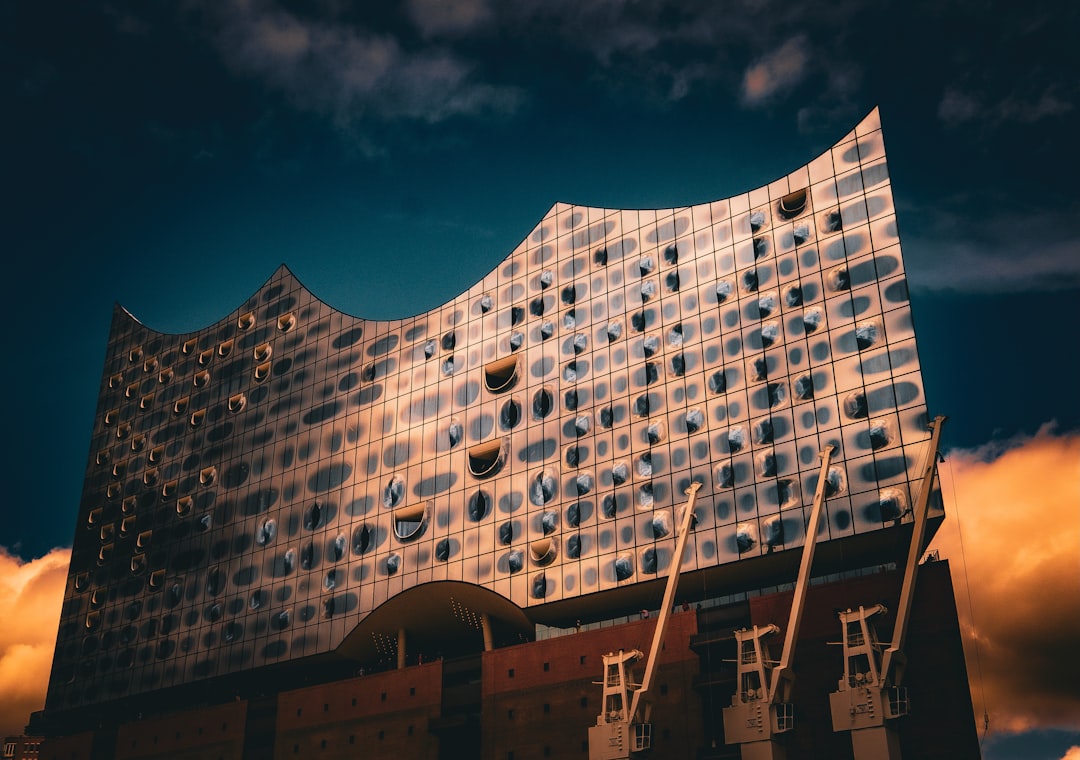 2026酒店业新范式：从“智能客房”到“身心操作系统”的体验革命