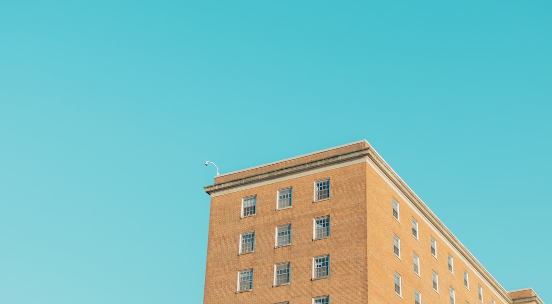 2026酒店业新常态：从客房到康养，智能化如何重塑“第三空间”经营逻辑