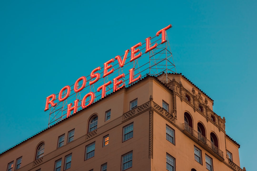 2026酒店业新常态：从“智慧客房”到“身心疗愈系统”的深度进化