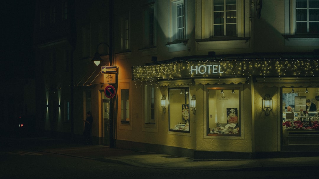 2026酒店业新常态：当采耳与足疗软件成为数字化转型的“神经末梢”