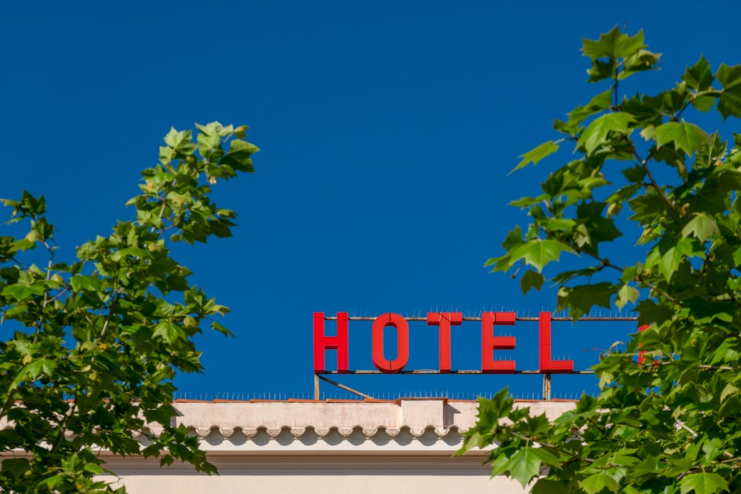 感官重塑与数字共生：2026年酒店康养业态的深度智能化转型