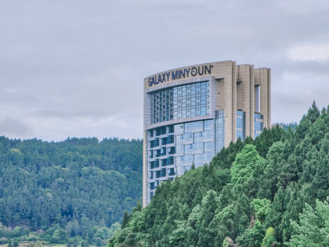 2026回望：从“数字客房”到“身心算法”——酒店业如何借力垂直SaaS重塑健康体验经济