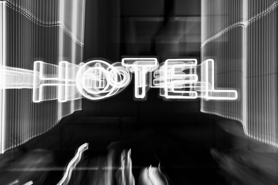 2026酒店业智能生态革命：从客房到康养，采耳足疗软件如何重塑经营DNA