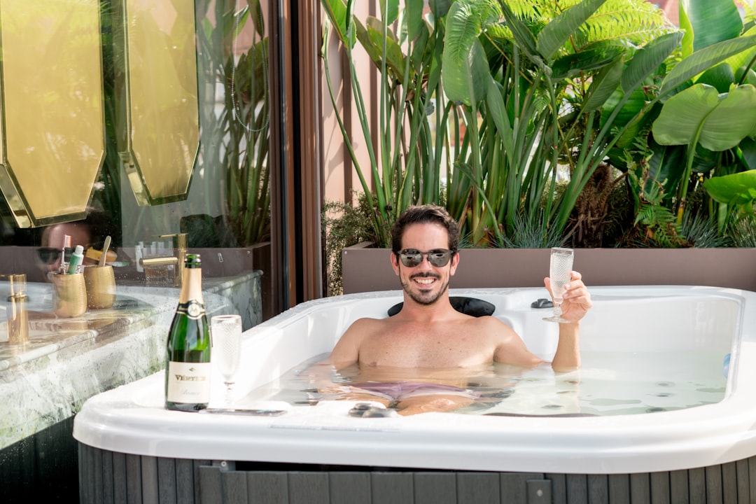 2026洗浴业态新图景：从“手足之悦”到“数字疗愈”的智能跃迁